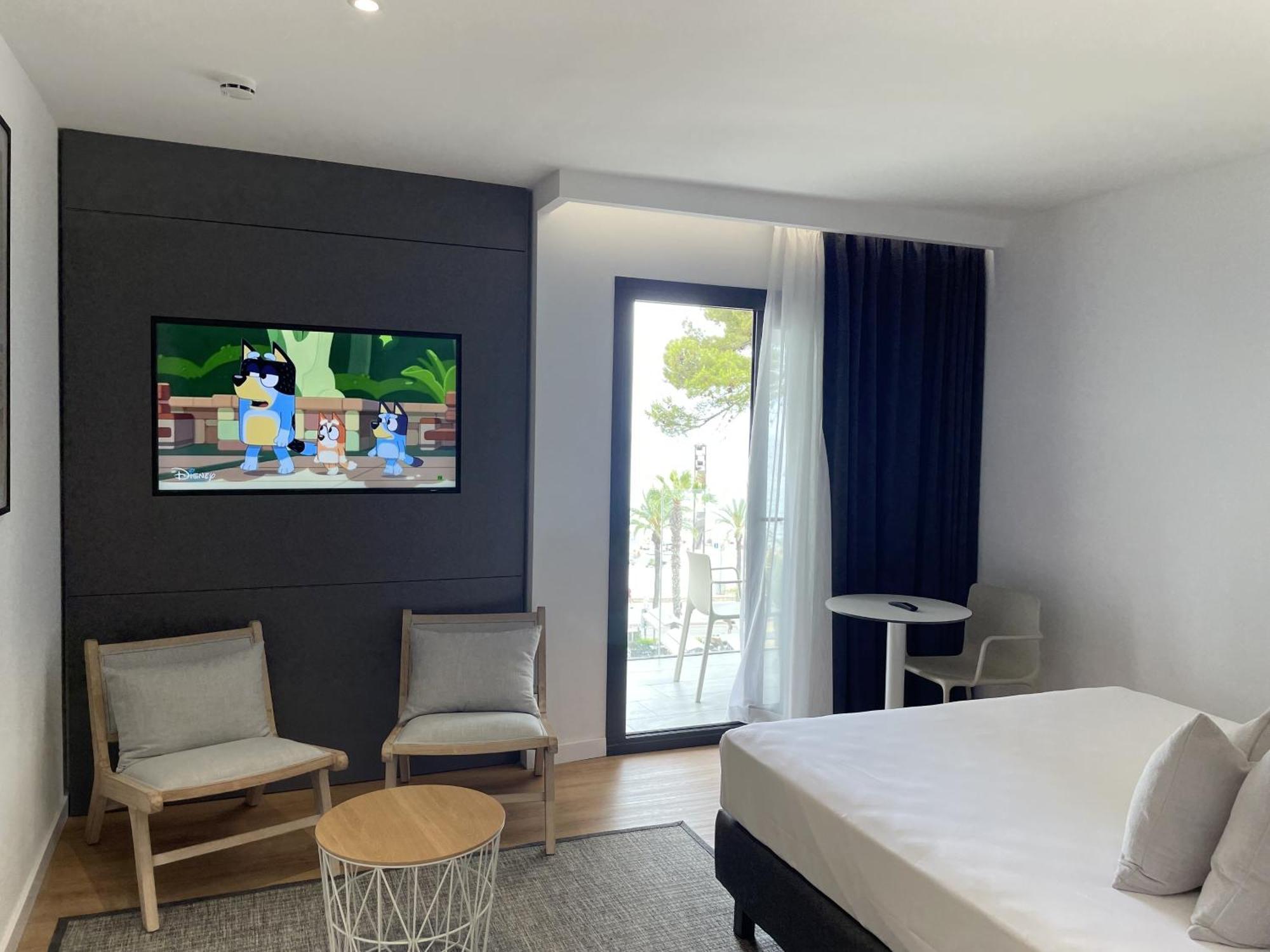 Rentalmar Suites Salou Families Only Phòng bức ảnh